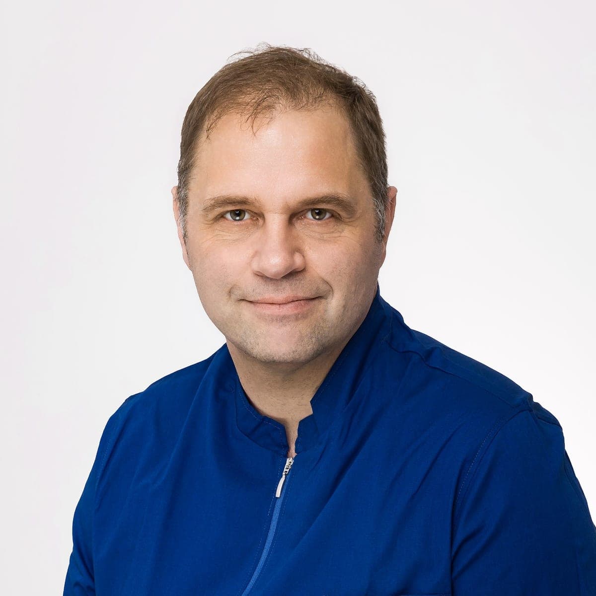Izr. prof. dr. Aleš Grošelj, dr. med. — specialist otorinolaringologije, ORL ambulanta GM-O